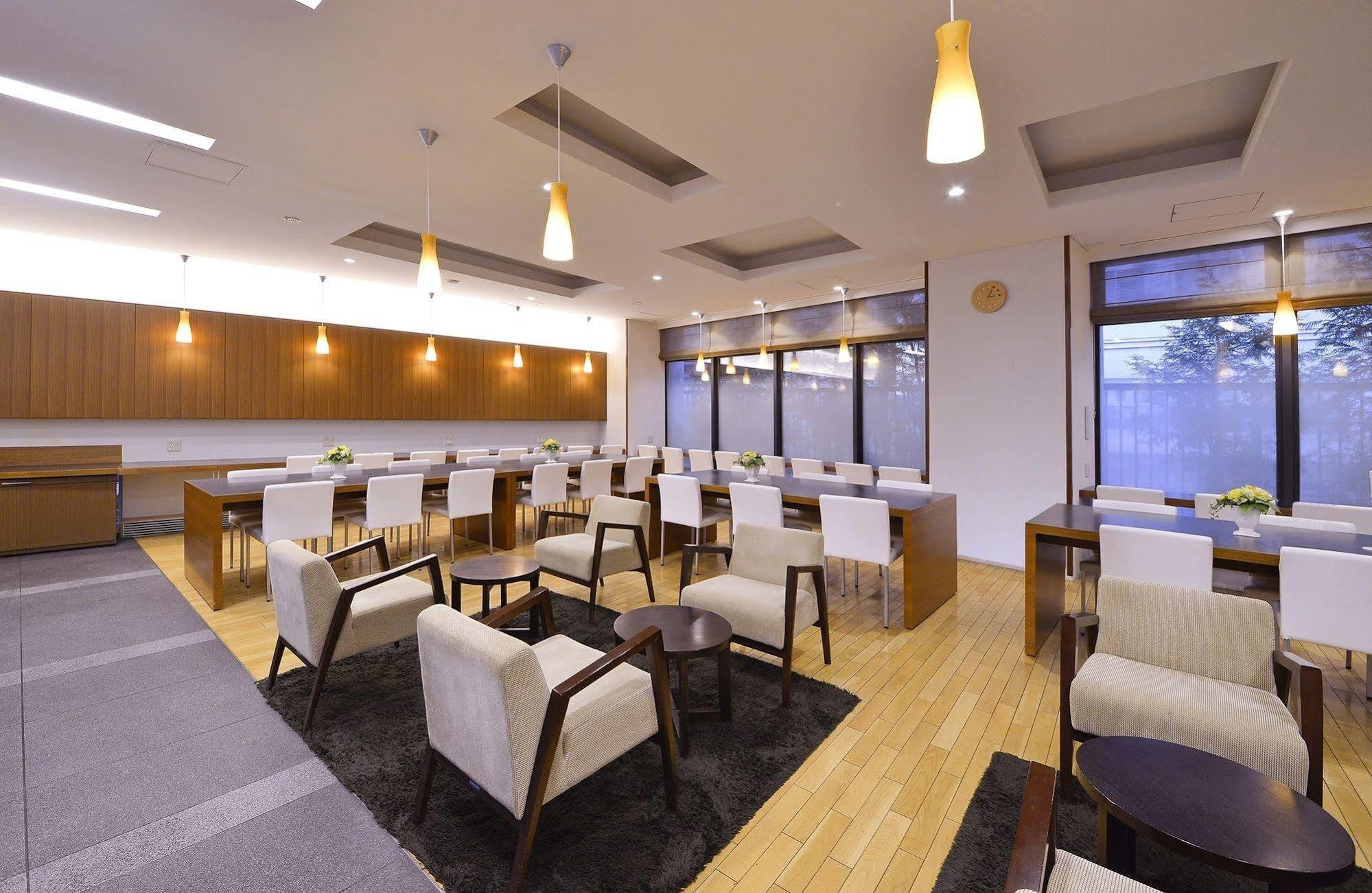 Jr Inn Sapporo Exteriör bild